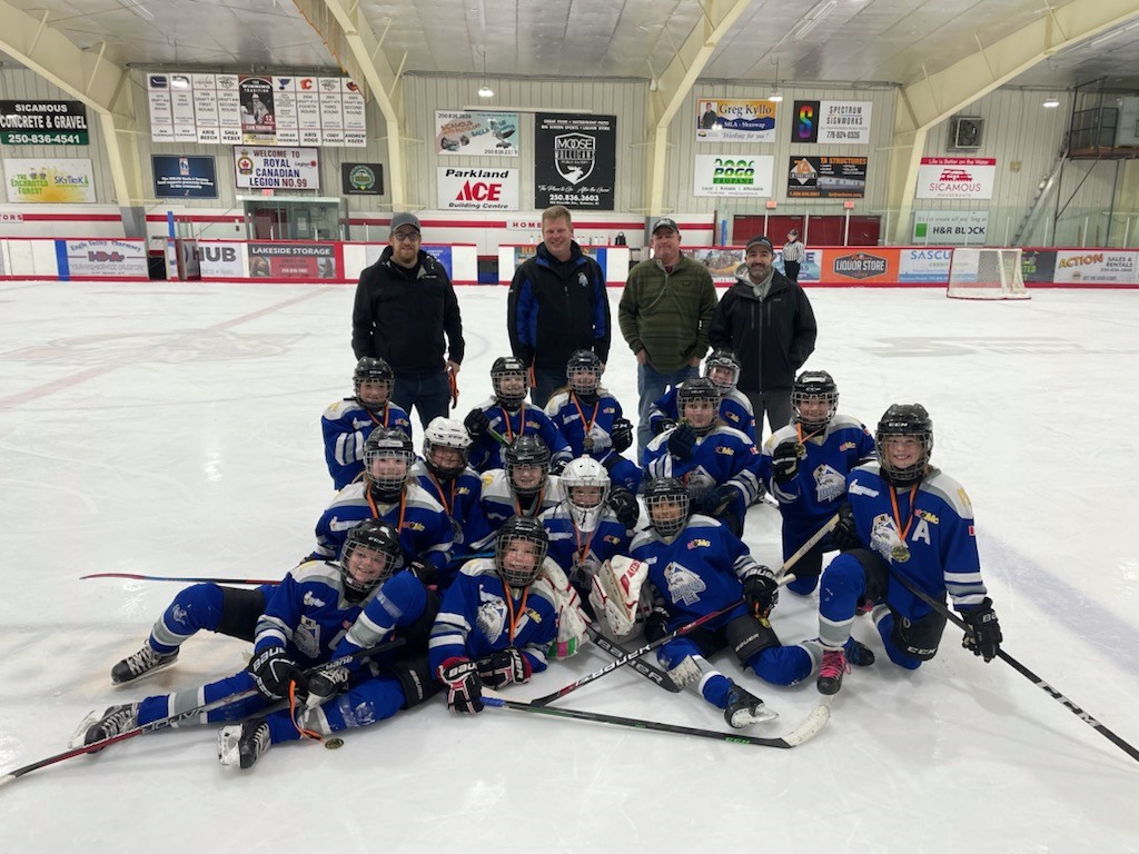 U11 Team Wins Gold in Salmon Arm! Abbotsford Female Hockey Association